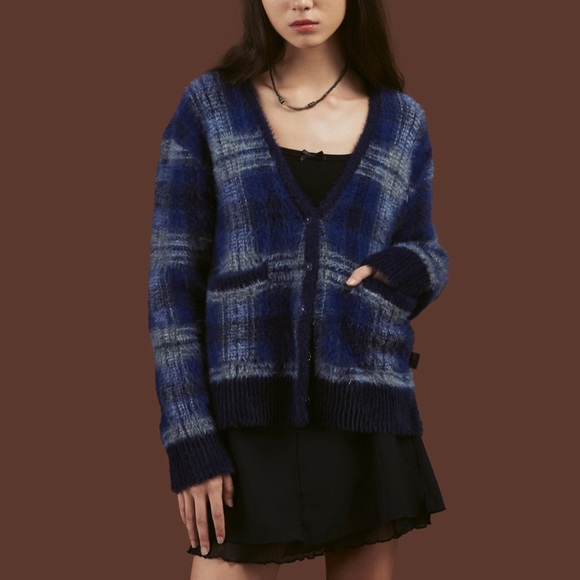 UNIF Sweaters - UNIF Ty Cardigan